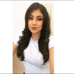 Meet your Posher, Daniela